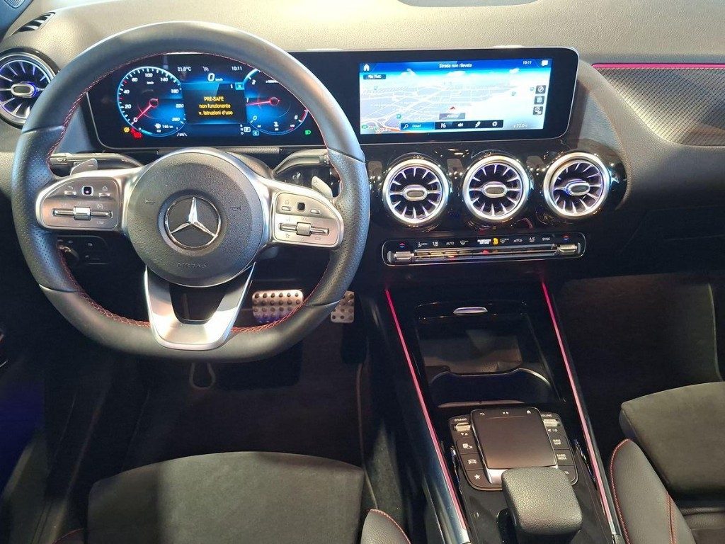 MERCEDES-BENZ GLA 200 d Automatic 4Matic Premium - 7