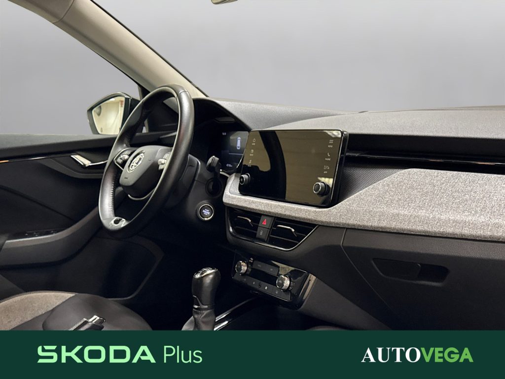 SKODA Kamiq 1.0 tsi black dots 95cv - 6