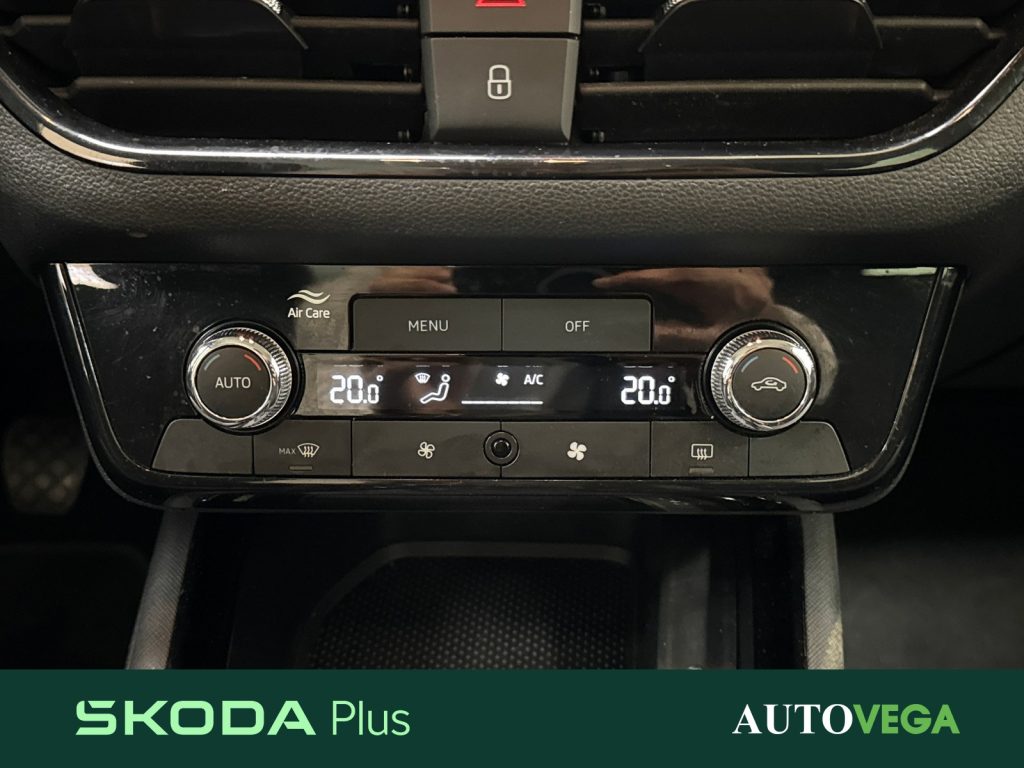 SKODA Kamiq 1.0 tsi black dots 95cv - 16