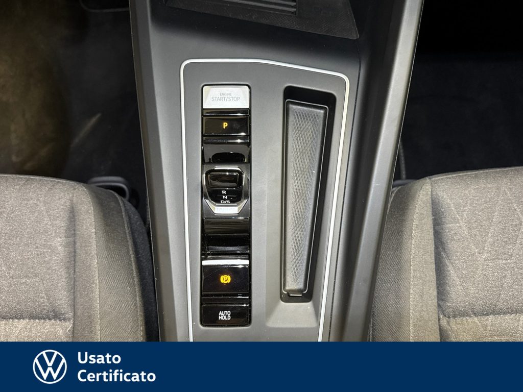 VOLKSWAGEN Golf 1.5 tsi ehybrid edition plus 204cv dsg - 11