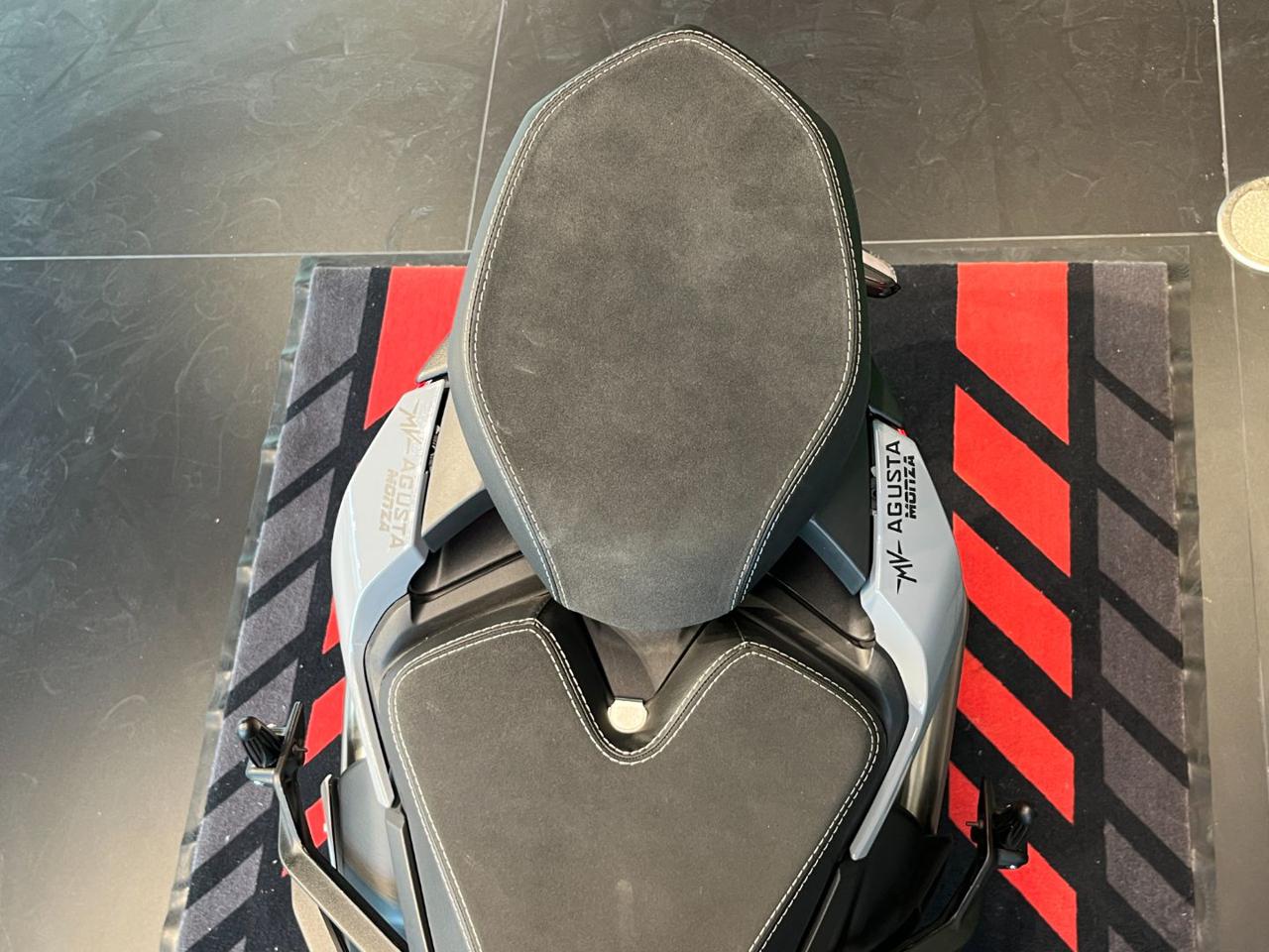 MV AGUSTA Brutale 1000 RS - 7