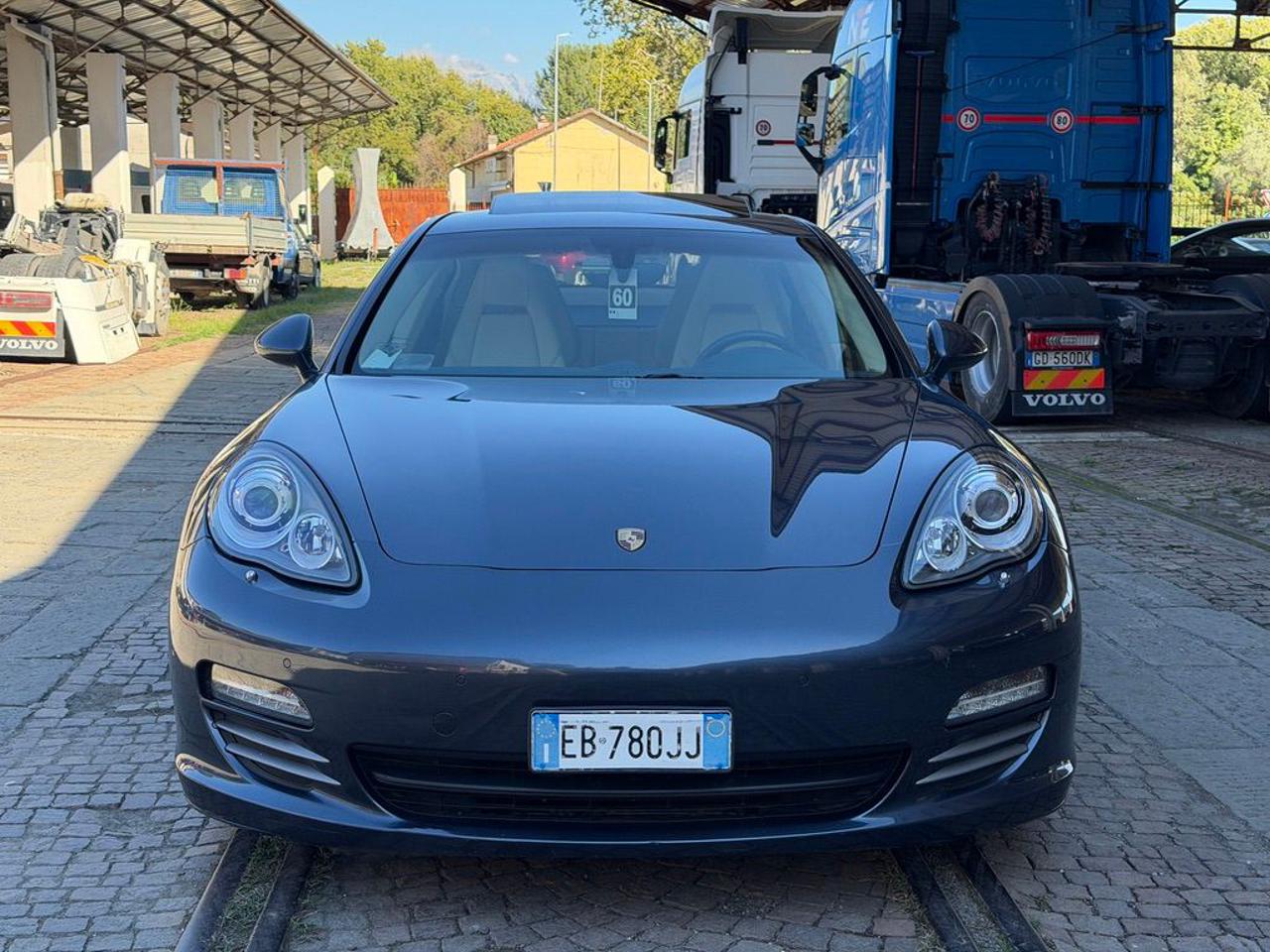 PORSCHE Panamera 4.8 4S - 3
