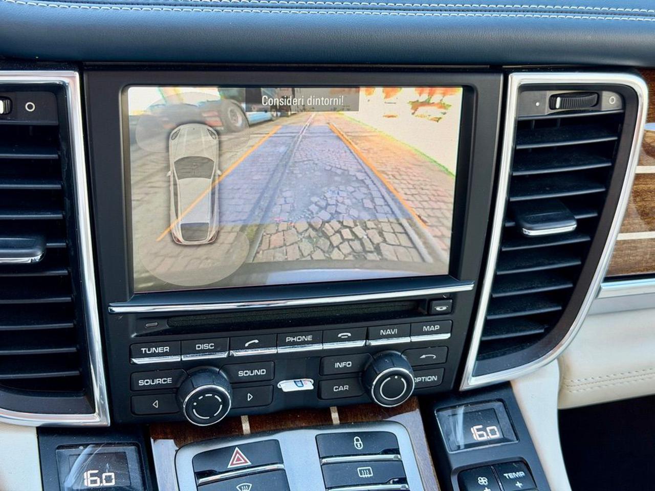 PORSCHE Panamera 4.8 4S - 23