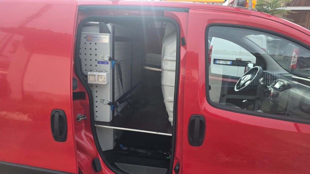 FIAT Fiorino 1.3 MJT 95CV Adventure SX allestimento officina E6 - 9