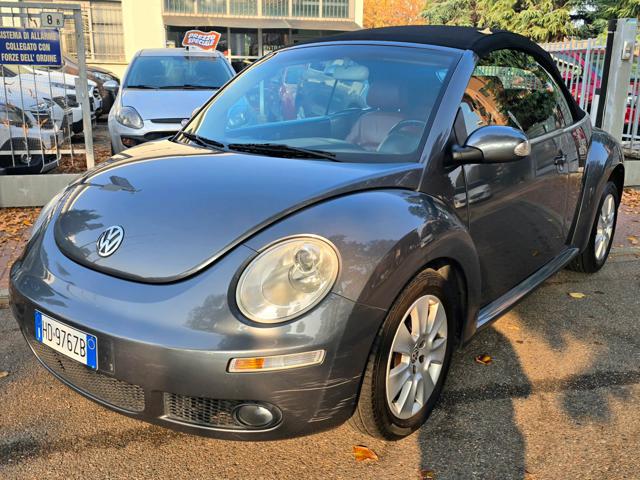VOLKSWAGEN New Beetle Argento metallizzato