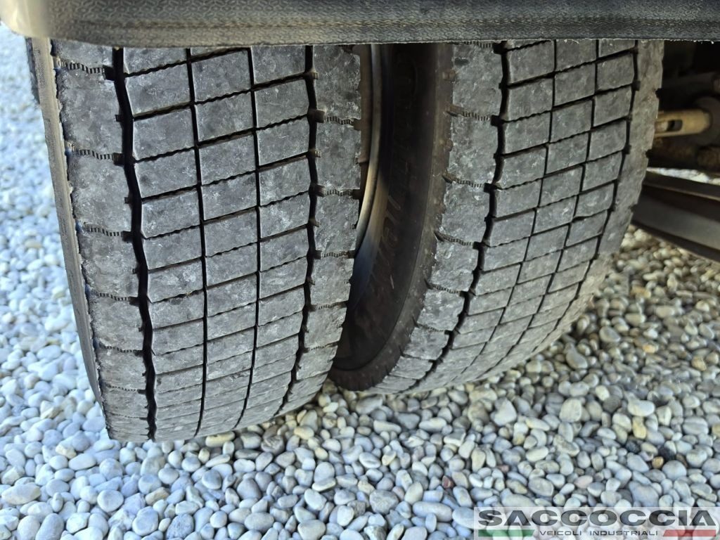 IVECO EUROCARGO 75 80E22 P E6 CASSONE FISSO 7,30 m - 16