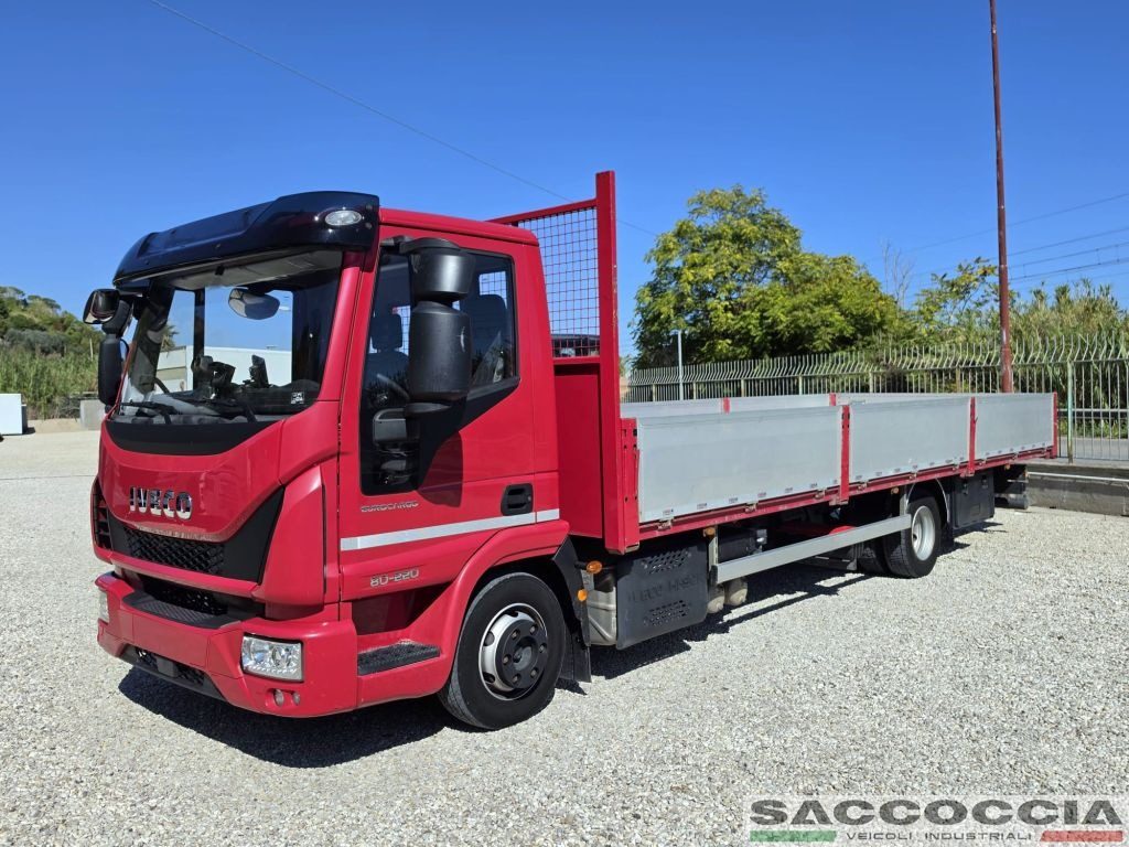 IVECO EUROCARGO 75 80E22 P E6 CASSONE FISSO 7,30 m - 23