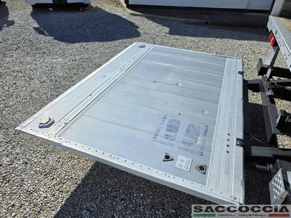 IVECO EUROCARGO 140E28 FP E6 FURGONE 5,30 + SPONDA - 20