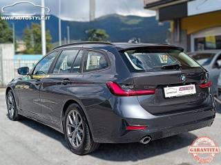 BMW 316 d Touring 48V STEPTRONIC S.W. 2.0 MHEV foto 39