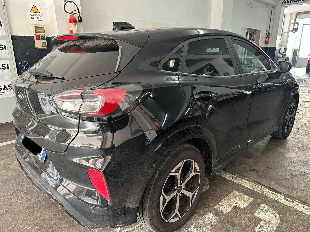 FORD Puma ST-Line 1.0 EcoBoost Hybrid 125 CV S&S - 4
