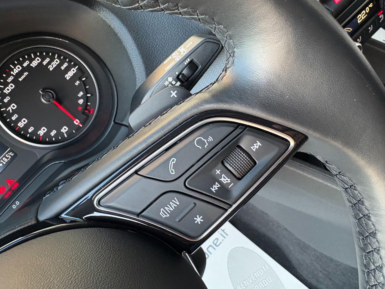 AUDI Q2 30 TDI S tronic Admired RETROCAMERA-CERCHI 18 - 19