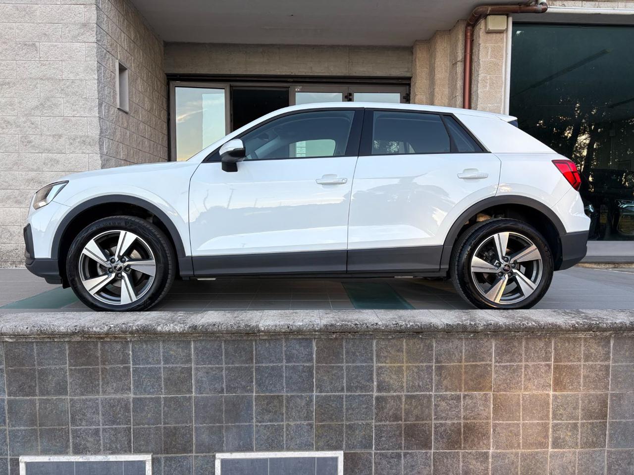 AUDI Q2 30 TDI S tronic Admired RETROCAMERA-CERCHI 18 - 8