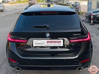 BMW 320 i Touring foto 37