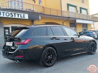 BMW 320 i Touring foto 38
