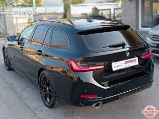 BMW 320 i Touring foto 41