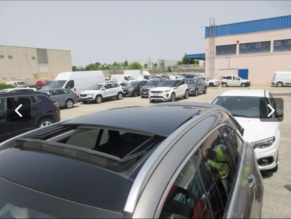 MERCEDES-BENZ GLC 300 d 4Matic Premium Plus **MOTORE DA CONTROLLARE** - 7