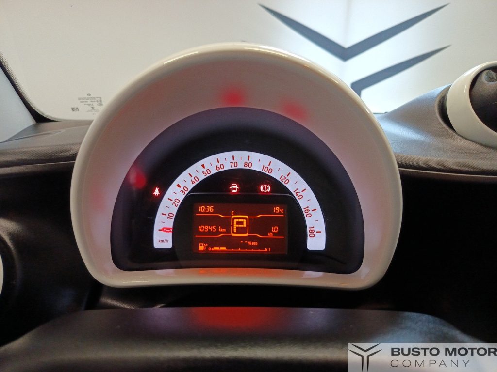 SMART ForTwo 70 1.0 52kW youngster twinamic - 11