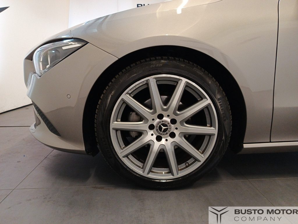MERCEDES-BENZ CLA CLA Shooting Brake 180 Premium - 7