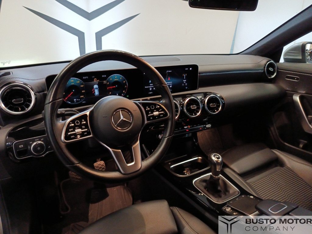 MERCEDES-BENZ CLA CLA Shooting Brake 180 Premium - 12