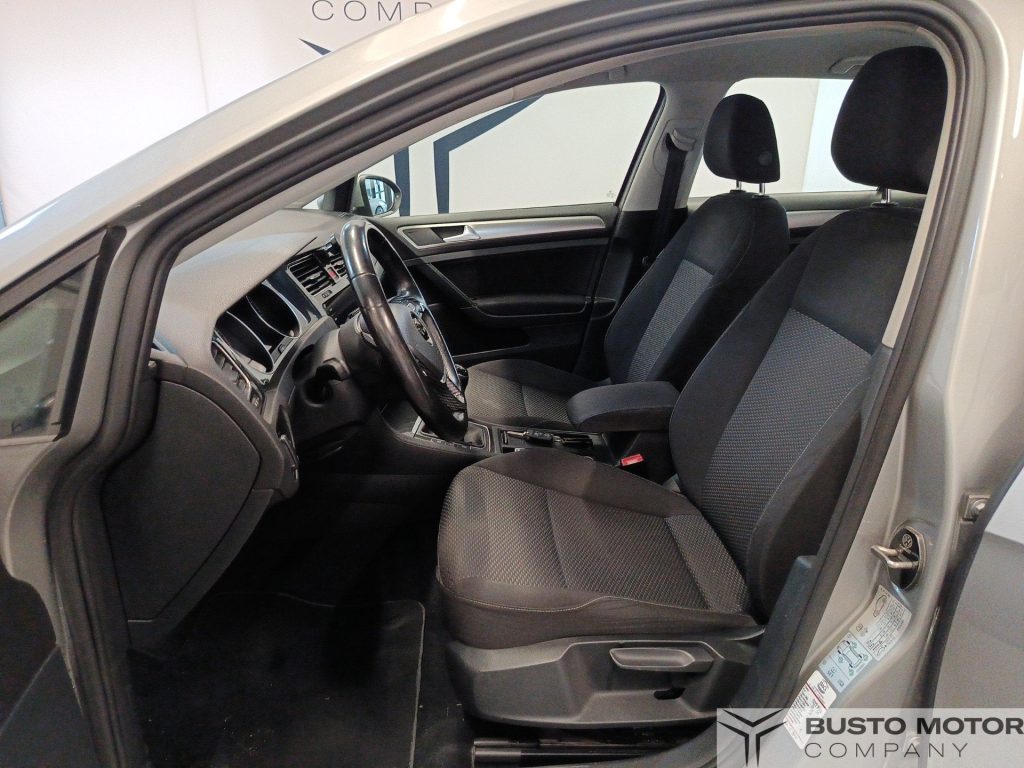 VOLKSWAGEN Golf Golf 5p 1.0 tsi Trendline Tech&Sound Pack 85cv - 10