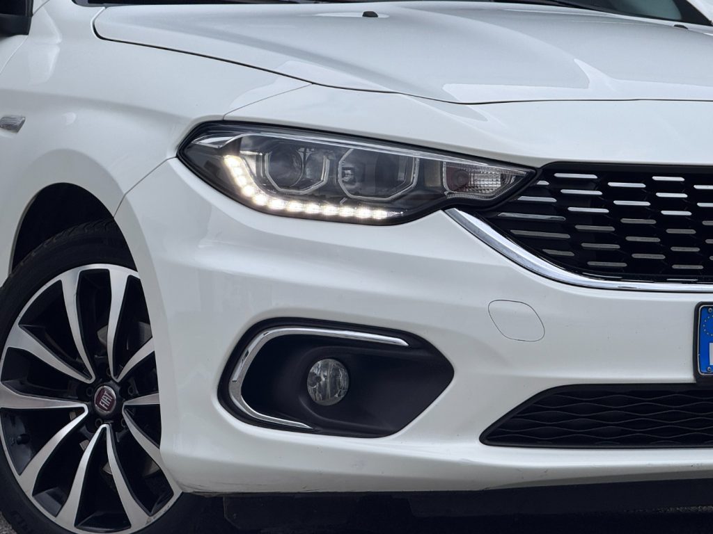 FIAT Tipo 1.6 Mjt S&S SW Lounge - 15