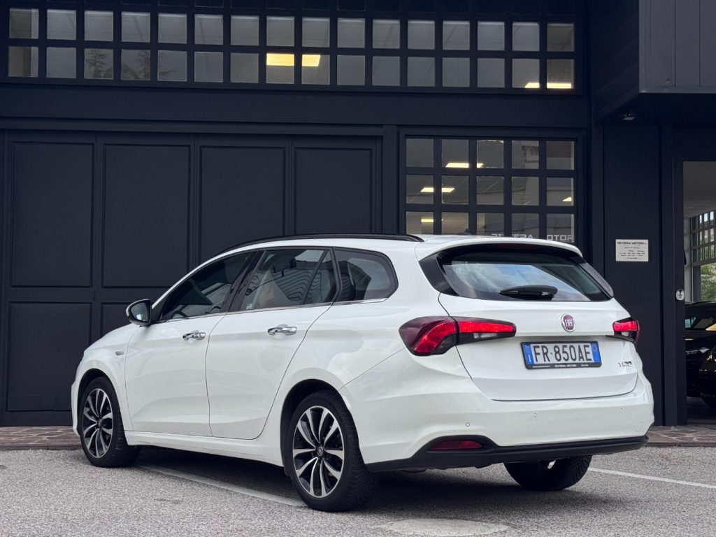 FIAT Tipo 1.6 Mjt S&S SW Lounge - 13