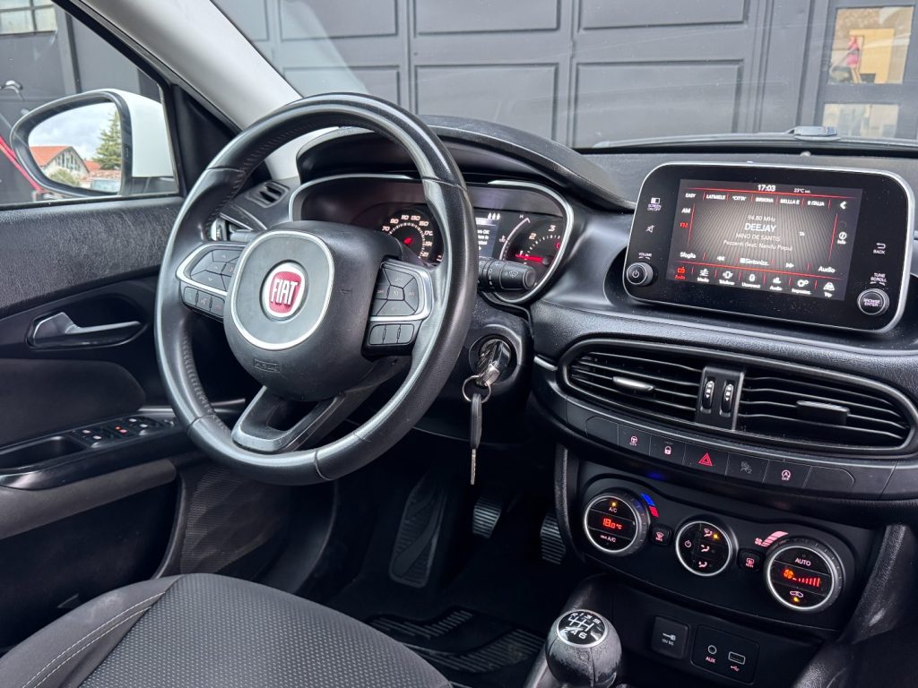 FIAT Tipo 1.6 Mjt S&S SW Lounge - 4