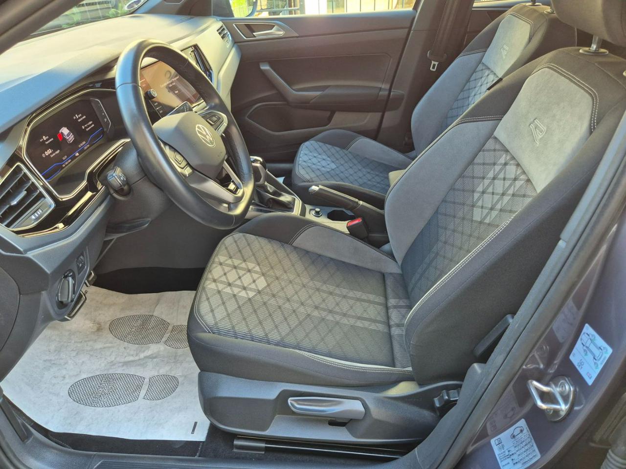 VOLKSWAGEN Taigo 1.0 TSI 115 CV DSG R-Line - 9
