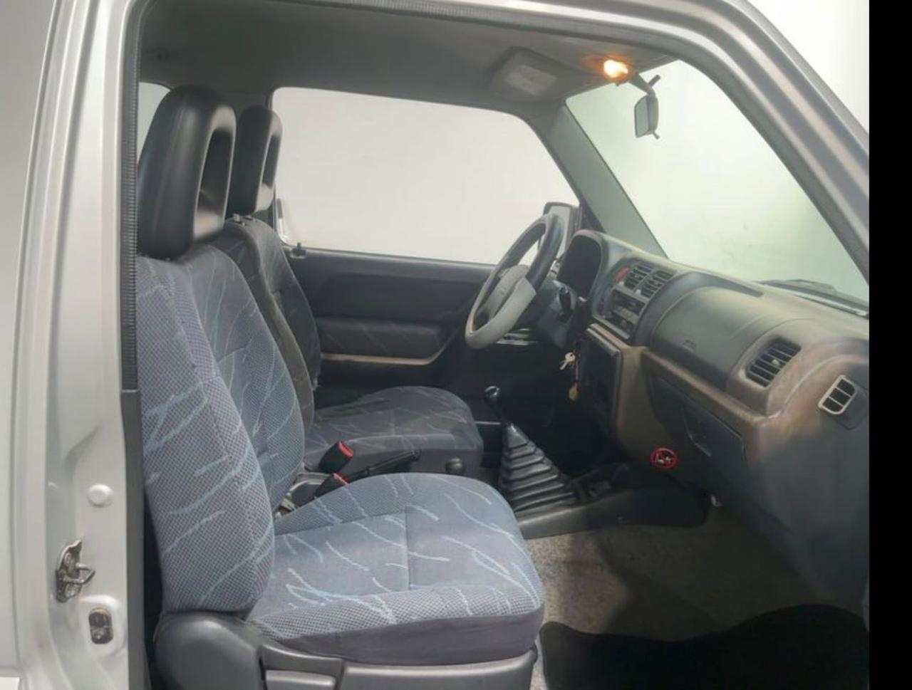 SUZUKI Jimny 1.3i 16V cat 4WD JLX - 9