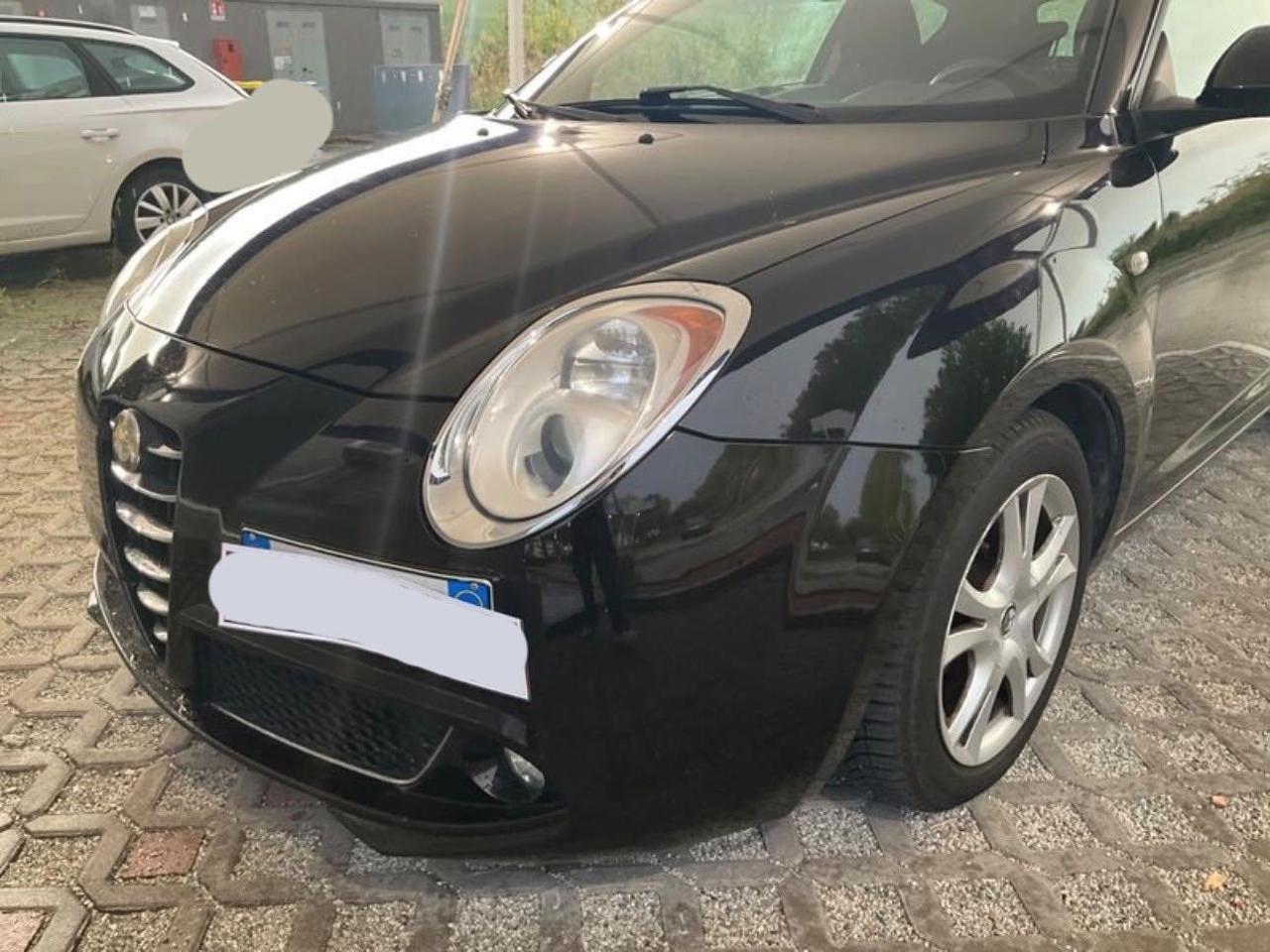 ALFA ROMEO MiTo 1.3 JTD 95 CV Distinctive - 2