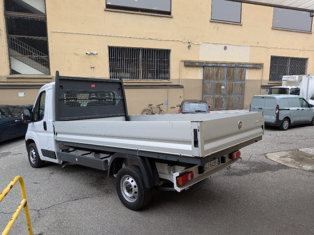 FIAT Ducato 35 2.2 Mjt 160CV   Cassonato    cassone fisso - 3