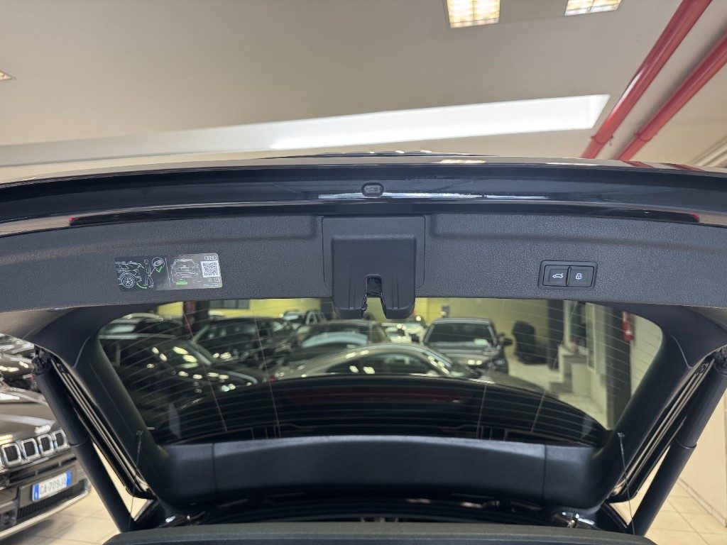 AUDI Q3 SPB 35TFSI Stronic ADVANCED+LUCI AMBIENT+SED.ELETT - 19