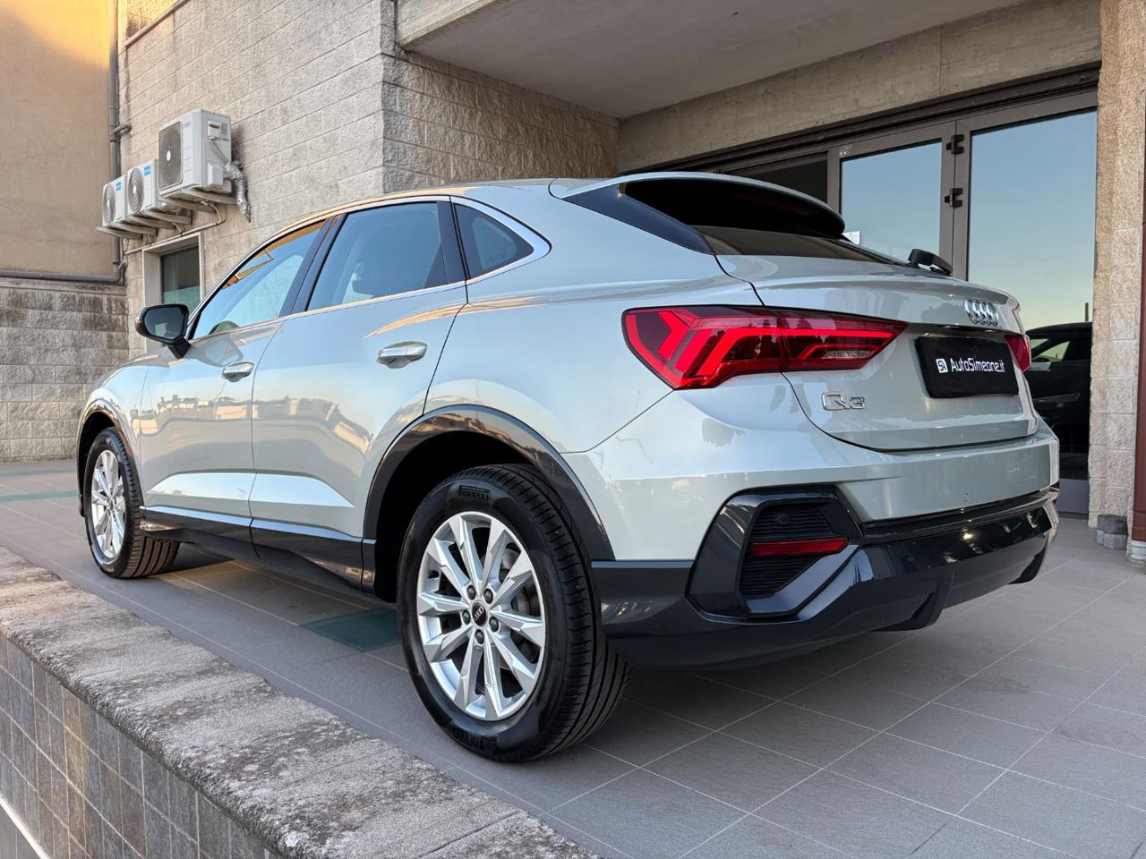AUDI Q3 SPB SPORTBACK 35 TDI S tronic Business Plus - 7
