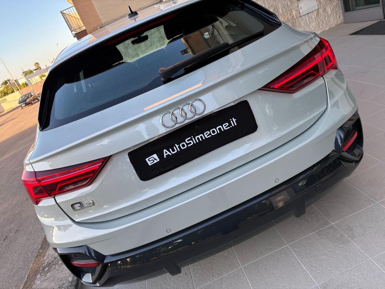 AUDI Q3 SPB SPORTBACK 35 TDI S tronic Business Plus - 33