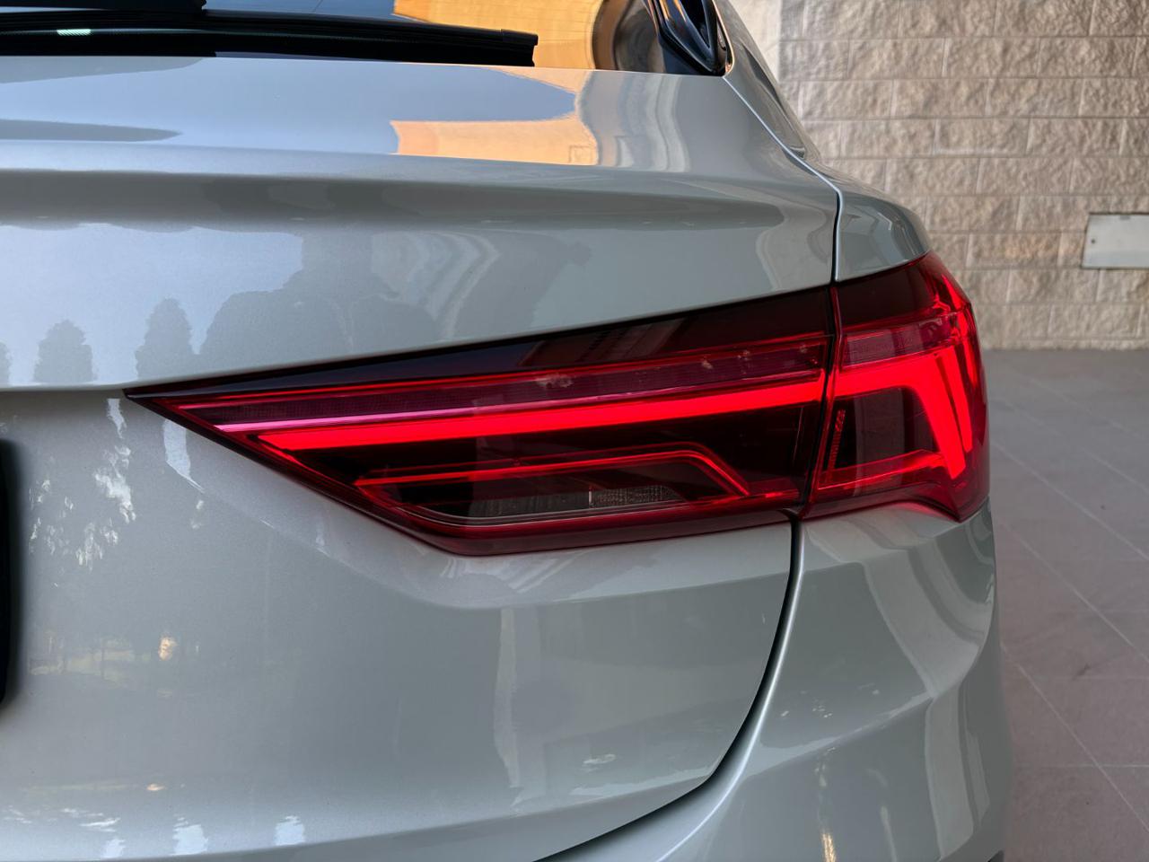 AUDI Q3 SPB SPORTBACK 35 TDI S tronic Business Plus - 32