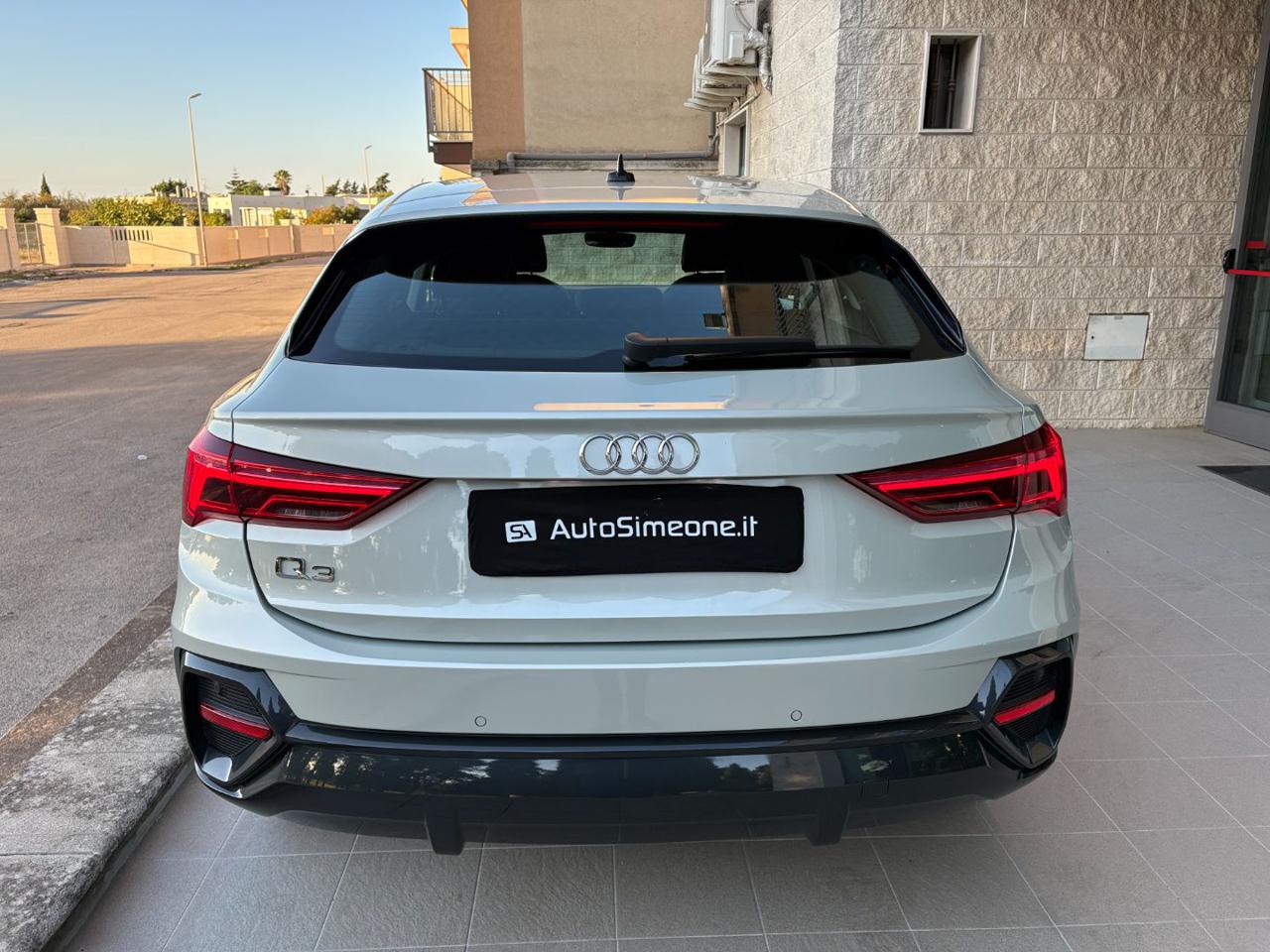 AUDI Q3 SPB SPORTBACK 35 TDI S tronic Business Plus - 6