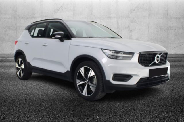 VOLVO XC40 T4 Recharge Plug-in Hybrid automatico Core 
