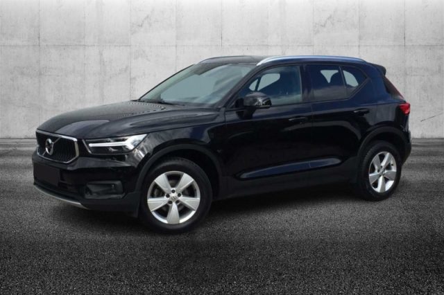 VOLVO XC40 T3 Geartronic Momentum Pro 
