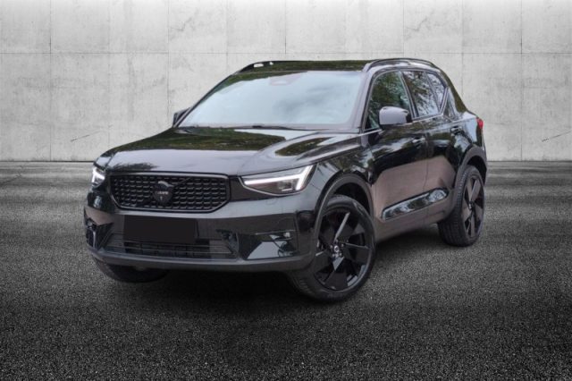 VOLVO XC40 B3 automatico Plus Black Edition 