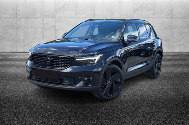 VOLVO XC40 B3 automatico Plus Black Edition 