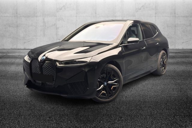 BMW iX xDrive 40 