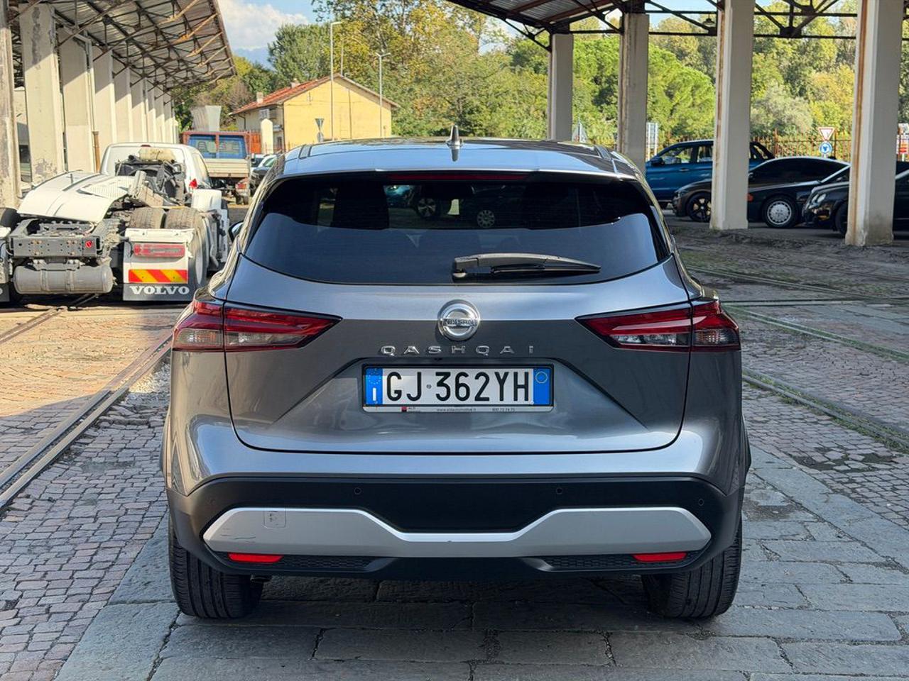 NISSAN Qashqai 1.3 DIG-T 140 CV Tekna+ - 6