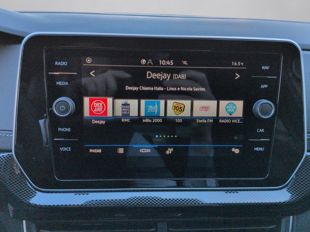 VOLKSWAGEN T-Cross Nuova T-Cross R-Line Plus 1.0 TSI 85 kW (115 CV) D - 15
