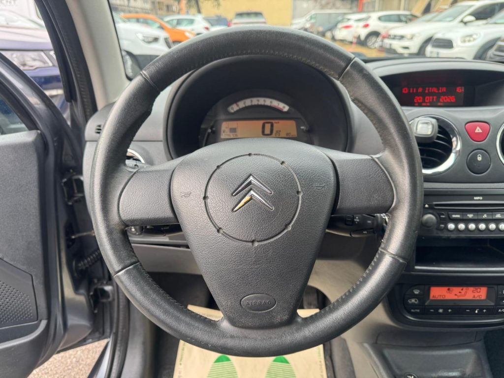 CITROEN C3 1.1 airdream Elegance - 8