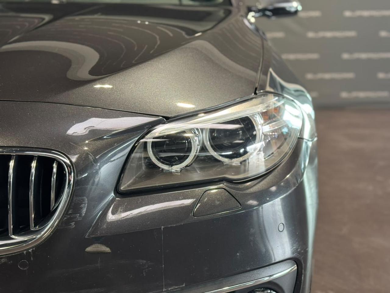BMW 525 d xDrive Touring Luxury - 7