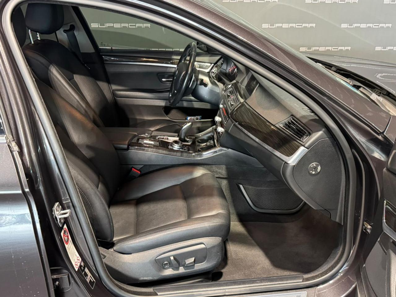 BMW 525 d xDrive Touring Luxury - 12