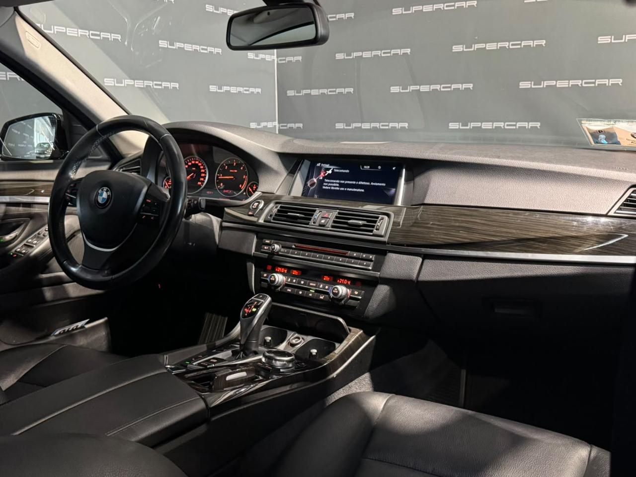 BMW 525 d xDrive Touring Luxury - 9