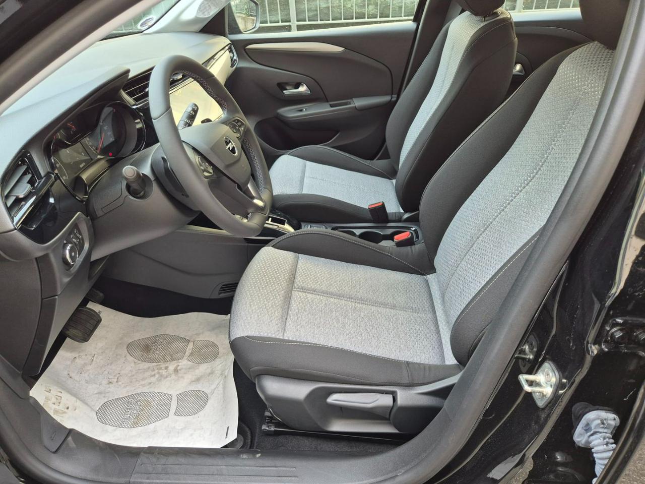 OPEL Corsa 1.2 Hybrid 110cv Edition DCT6 - 9