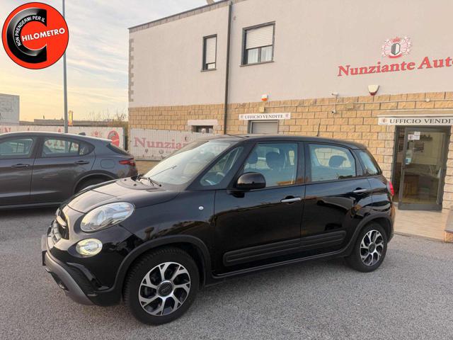 FIAT 500L Nero pastello