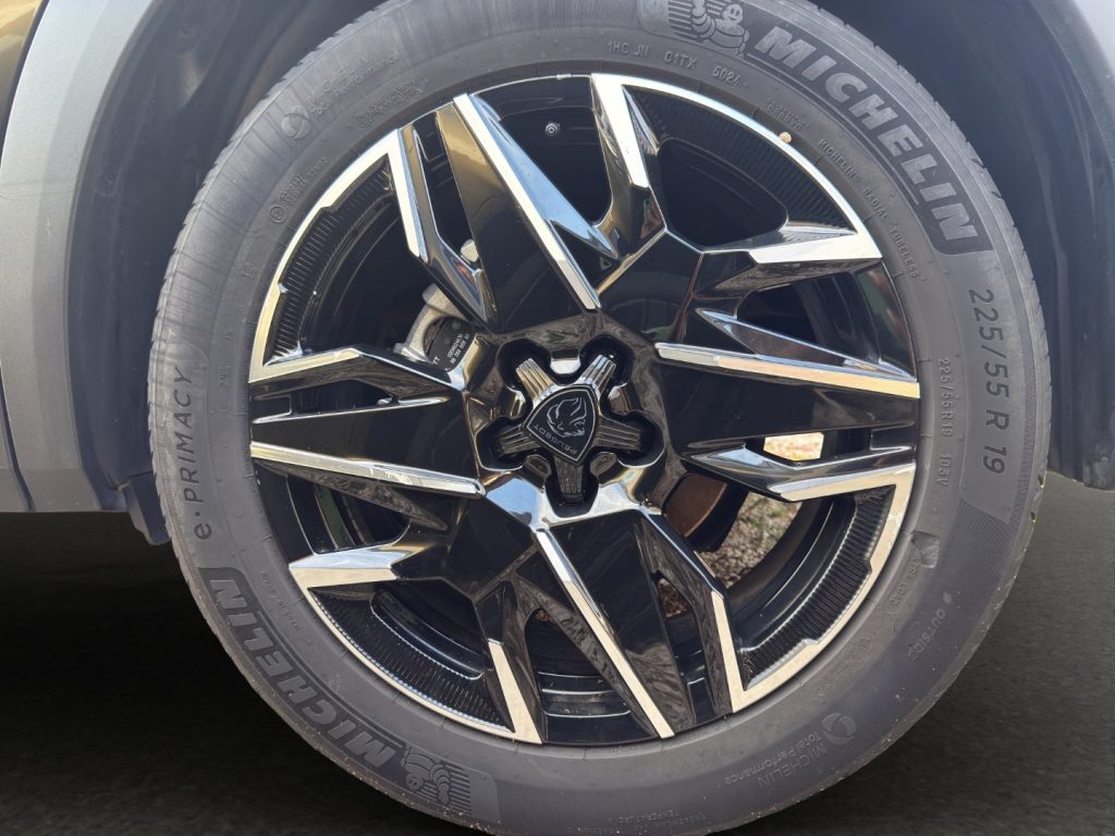 PEUGEOT 3008 Hybrid 136 e-DCS6 GT - 25